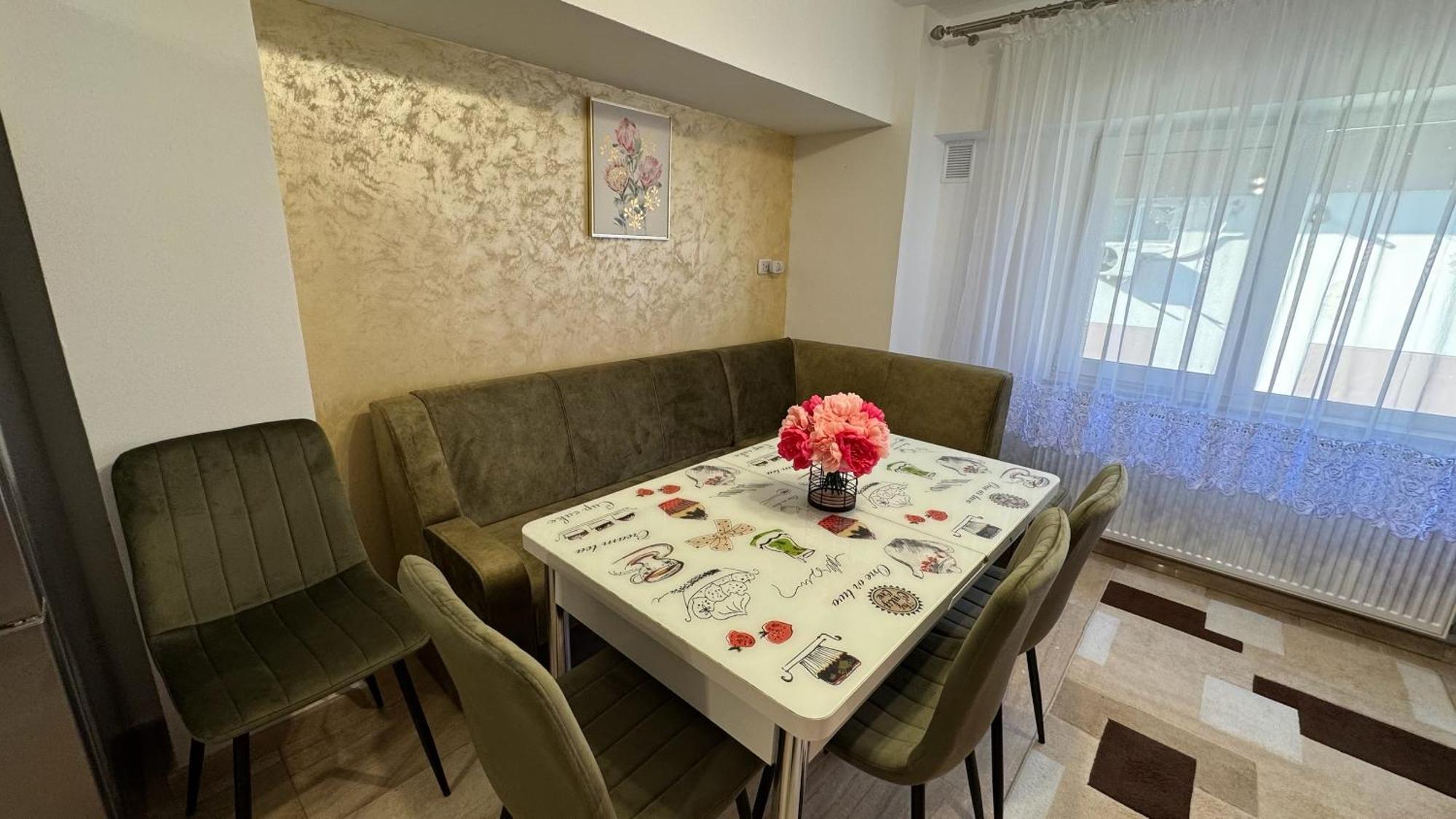 Apartament Cozy Dragasani Exterior photo